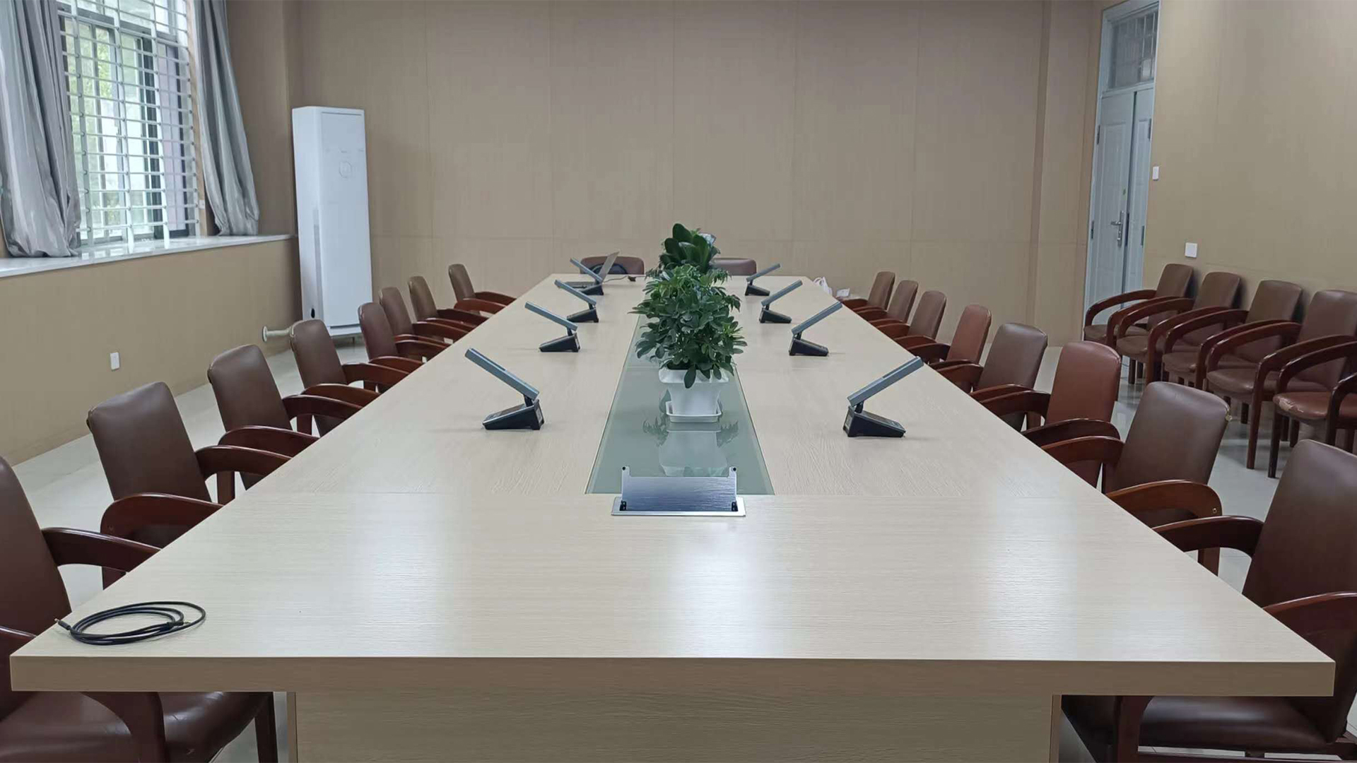 中南民族大學(xué)美術(shù)學(xué)院會(huì)議項(xiàng)目-2.jpg